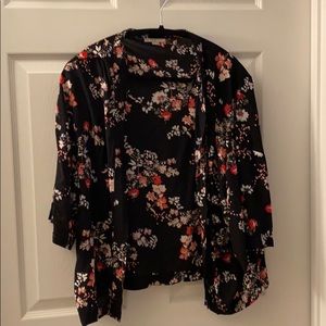 Loft floral kimono